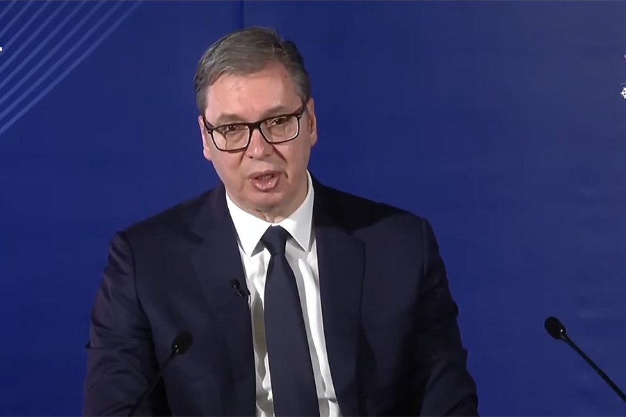 SVJETSKI MEDIJI PIŠU: Aleksandar Vučić priznao da kupuje oružje od...